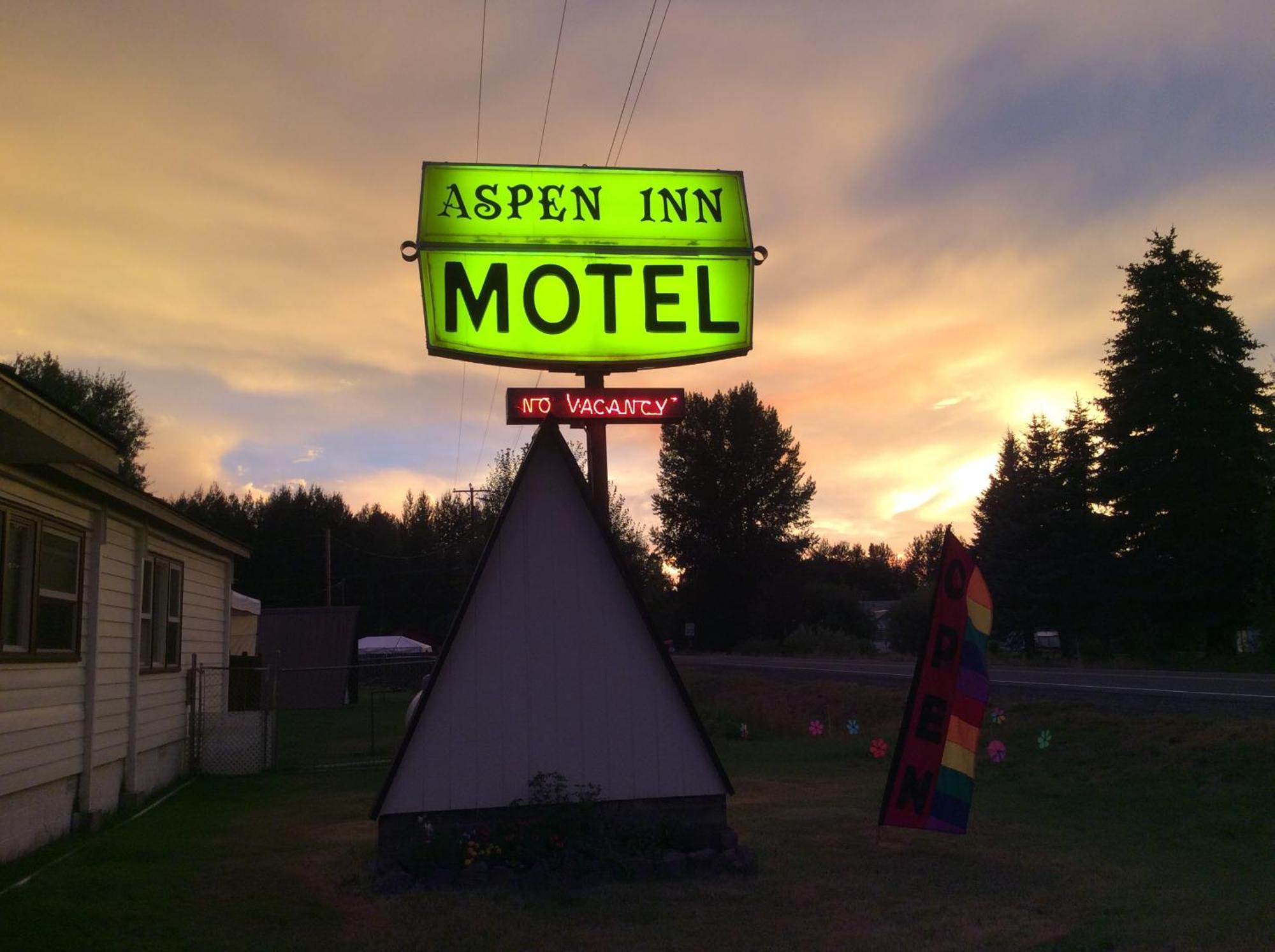 Aspen Inn Fort Klamath Kültér fotó