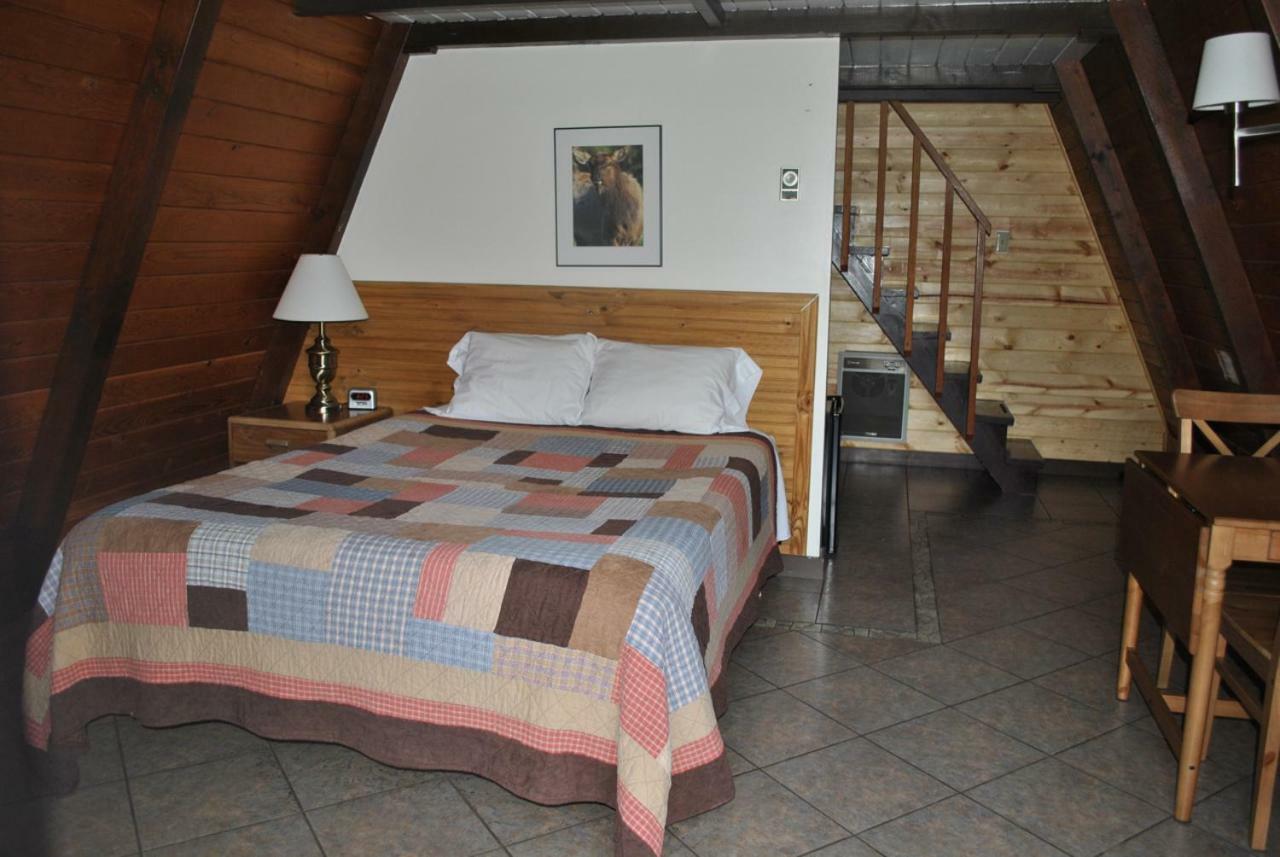 Aspen Inn Fort Klamath Kültér fotó