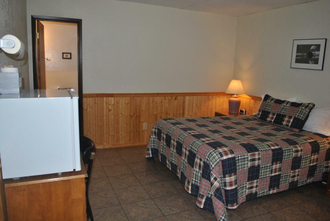 Aspen Inn Fort Klamath Kültér fotó