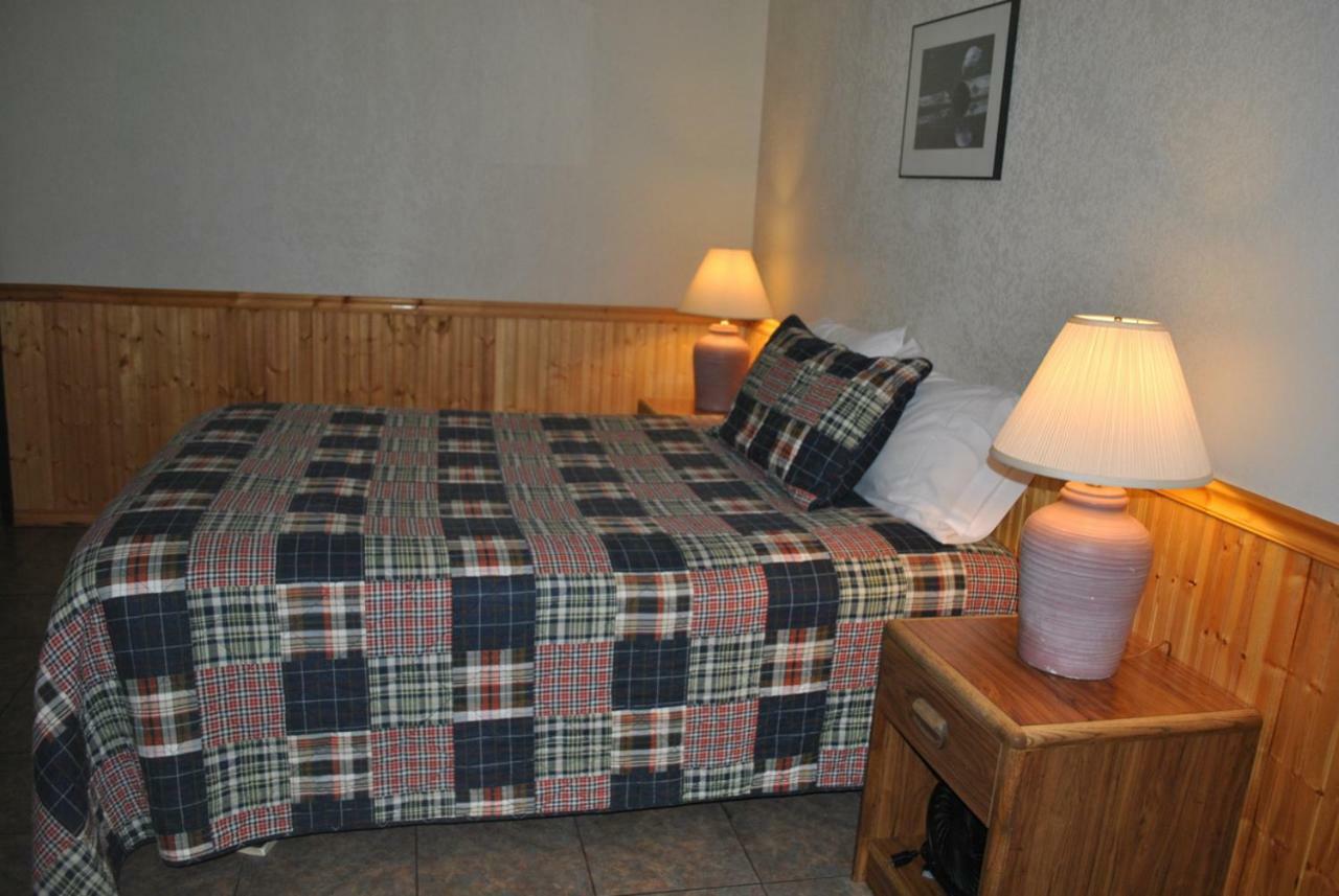 Aspen Inn Fort Klamath Kültér fotó