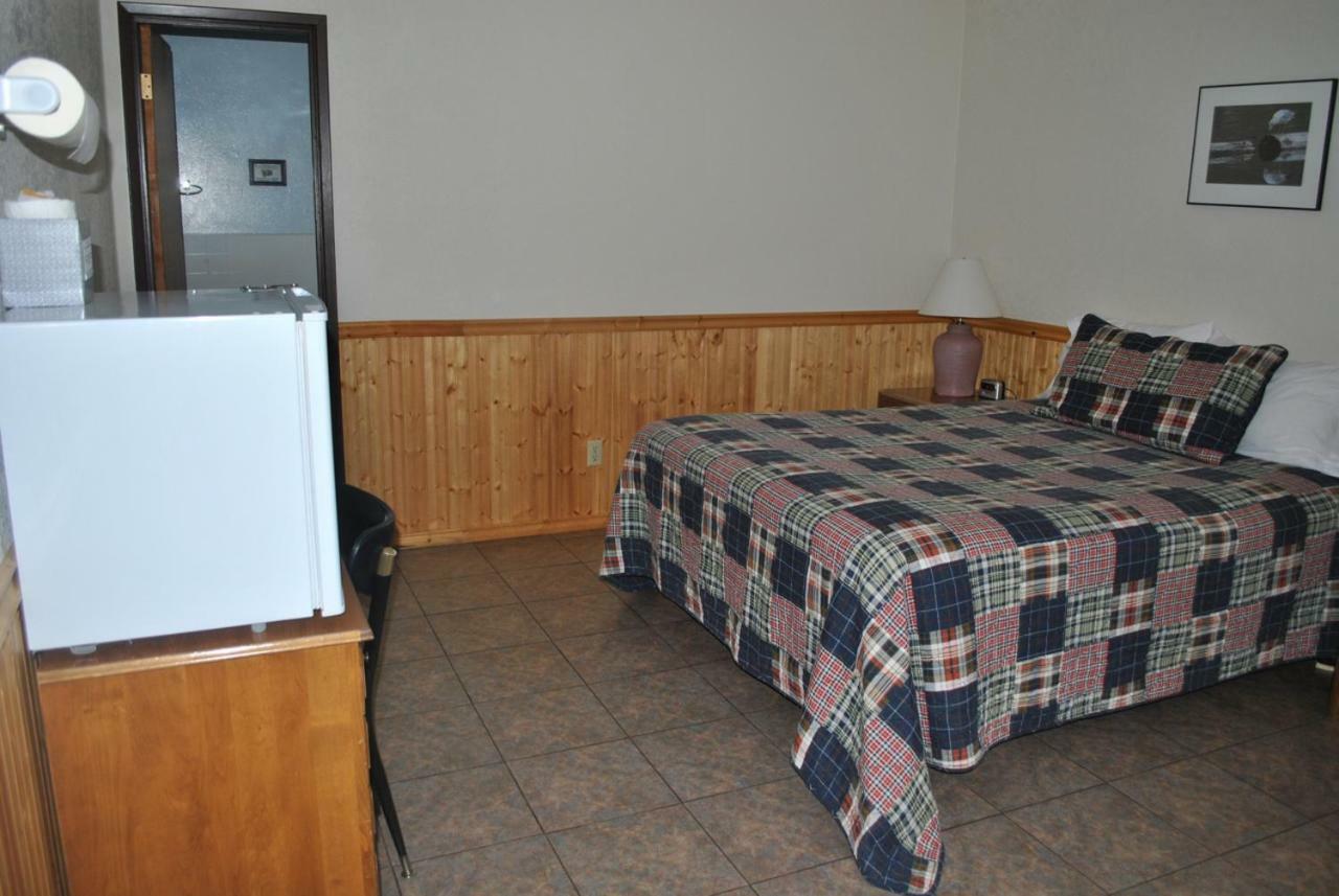Aspen Inn Fort Klamath Kültér fotó