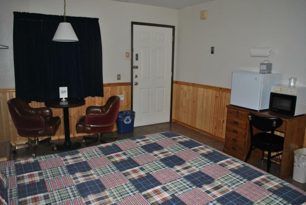 Aspen Inn Fort Klamath Kültér fotó