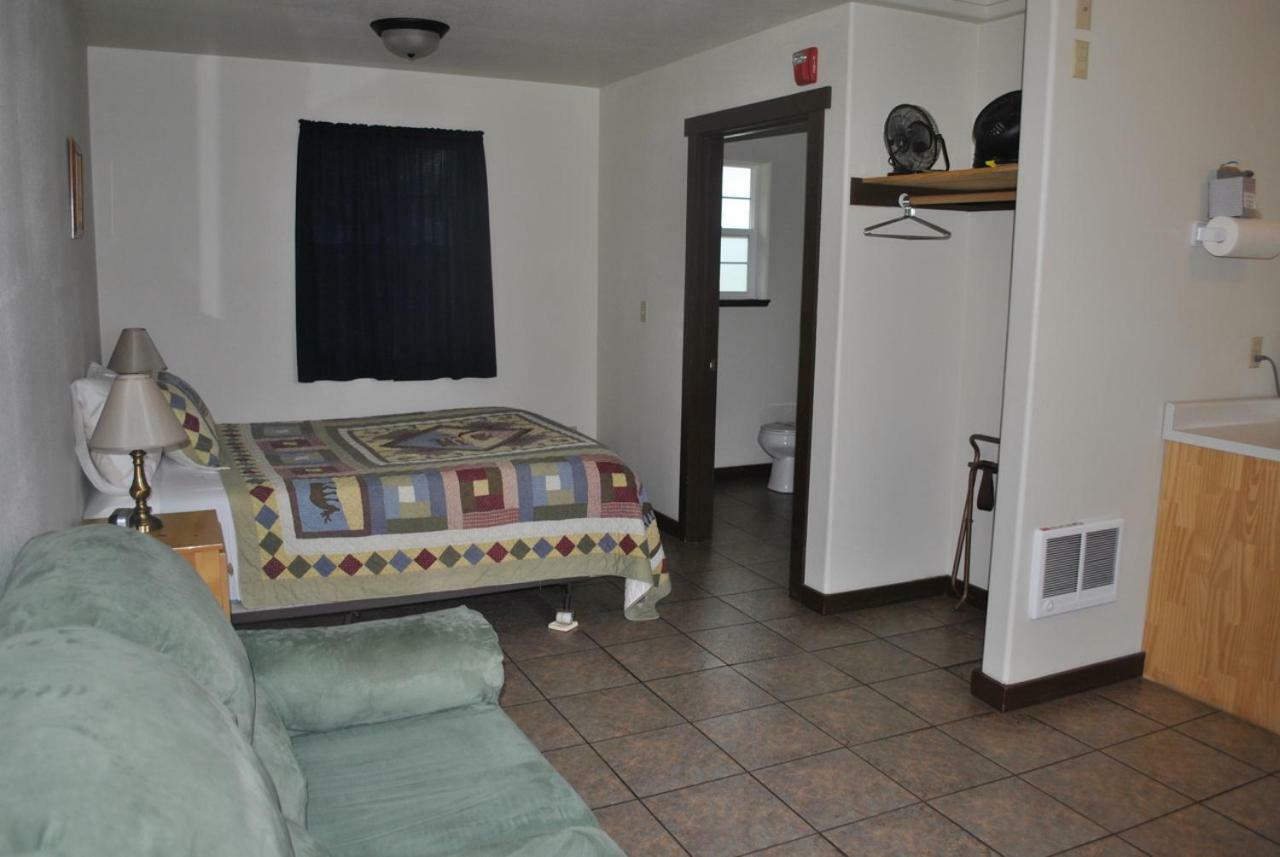 Aspen Inn Fort Klamath Kültér fotó