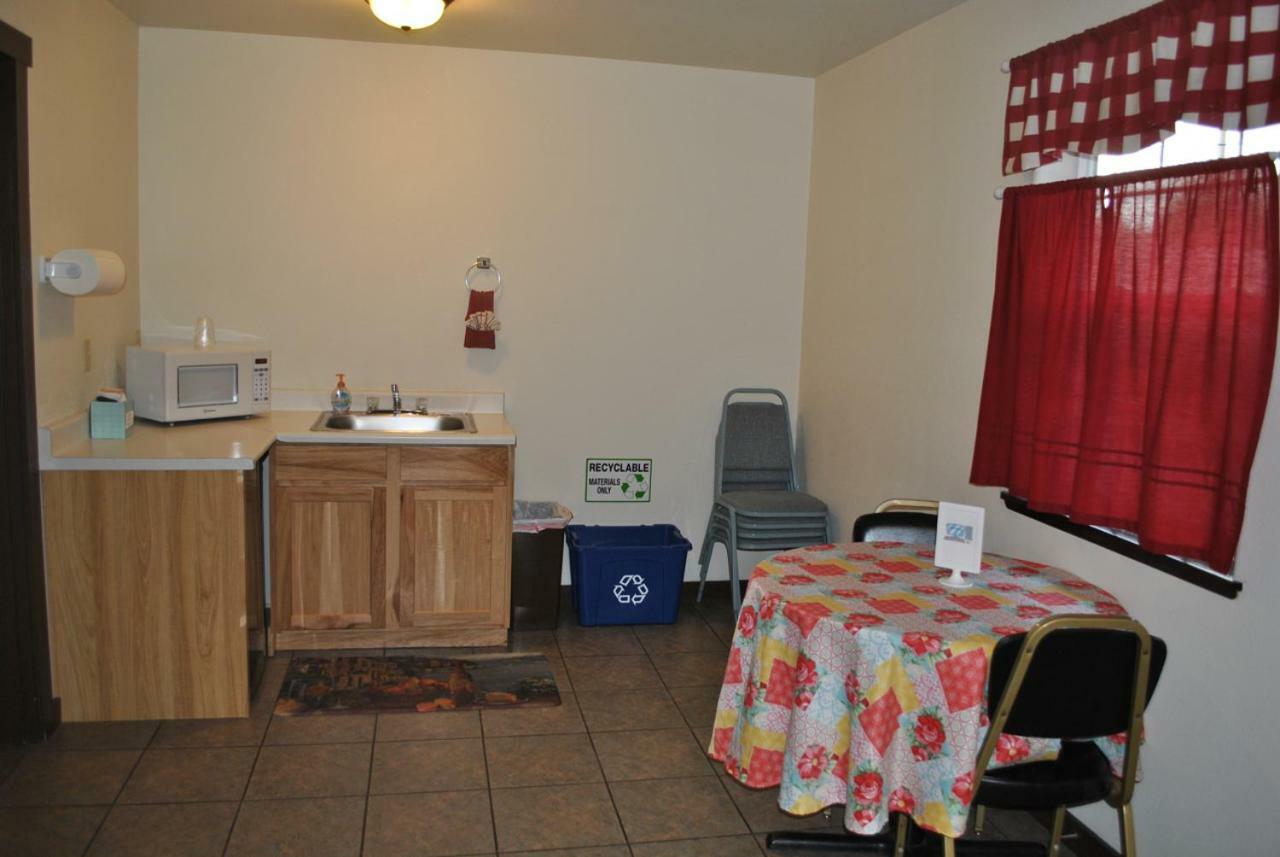 Aspen Inn Fort Klamath Kültér fotó