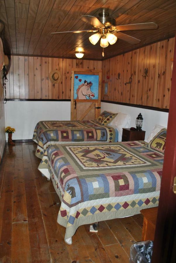 Aspen Inn Fort Klamath Kültér fotó